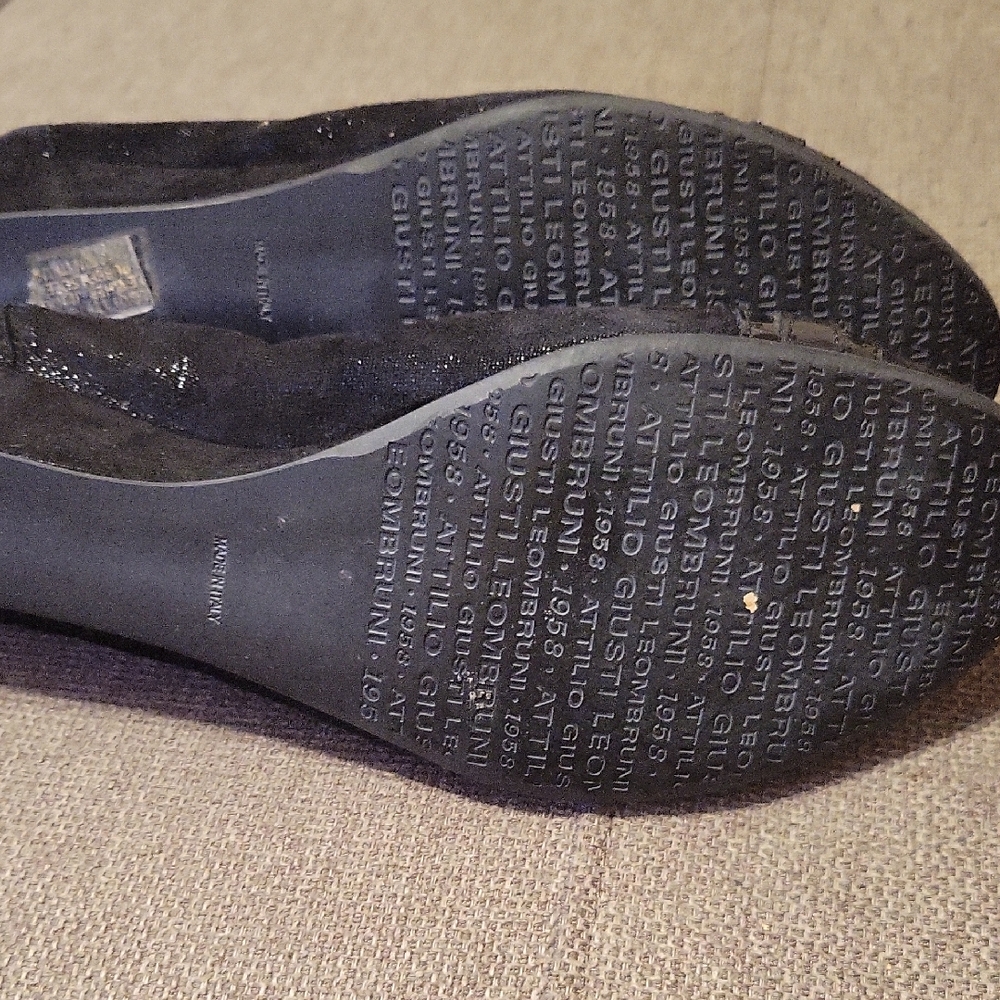 AGL Women's Black Wedge Shoes - Picture 3 of 3